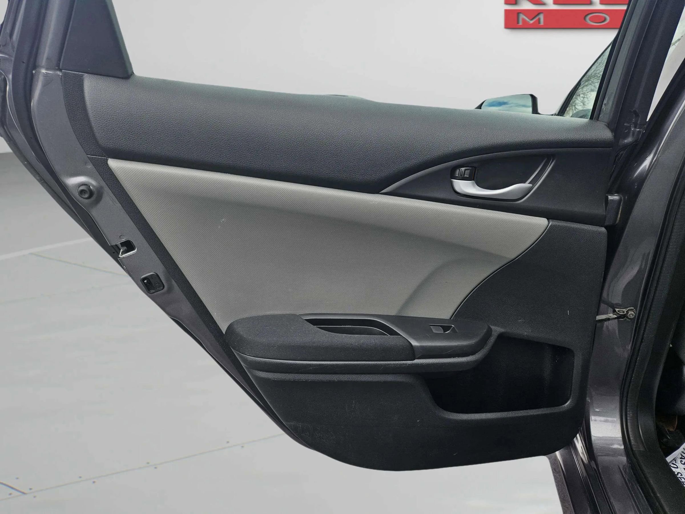 Used 2018 Honda Civic EX image 21