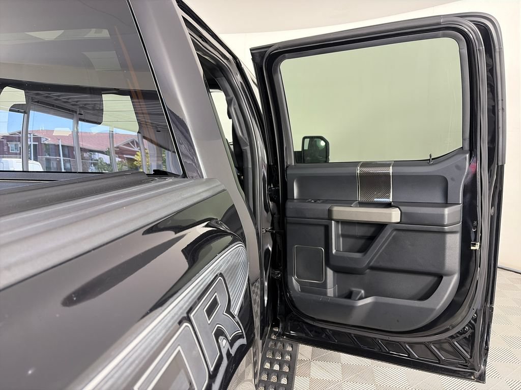 Used 2019 Ford F150 Raptor w/ Equipment Group 802A Luxury AWD/4WD image 29