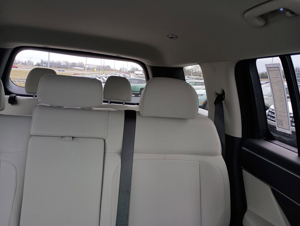 New 2026 Hyundai Santa Fe SE image 14