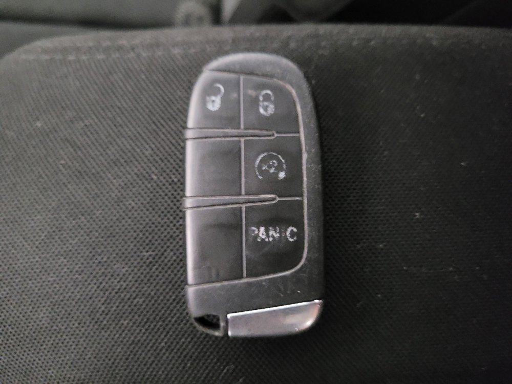 Used 2016 Jeep Renegade Sport w/ Power & Air Group FWD image 32