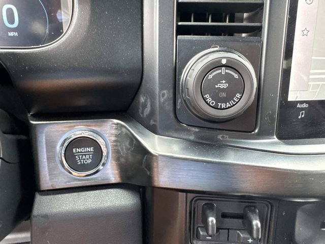 Used 2023 Ford F250 Lariat w/ Lariat Ultimate Package AWD/4WD image 21