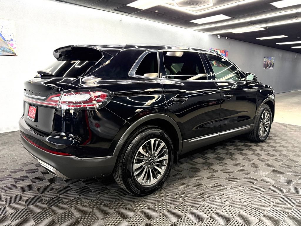 Used 2021 Lincoln Nautilus Reserve FWD image 15