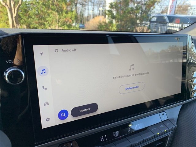 Used 2025 Toyota Camry SE image 21