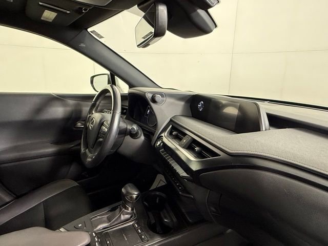 Used 2021 Lexus UX 200 w/ Premium Package FWD image 32