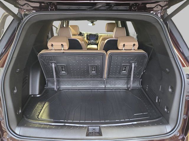 Used 2023 Chevrolet Traverse Premier image 15