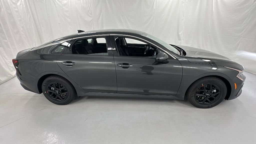 New 2026 Kia K5 LXS image 2