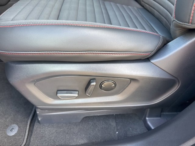 New 2026 Ford Explorer ST-Line image 19