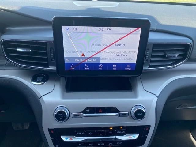 New 2024 Ford Explorer XLT w/ Equipment Group 202A AWD/4WD image 25