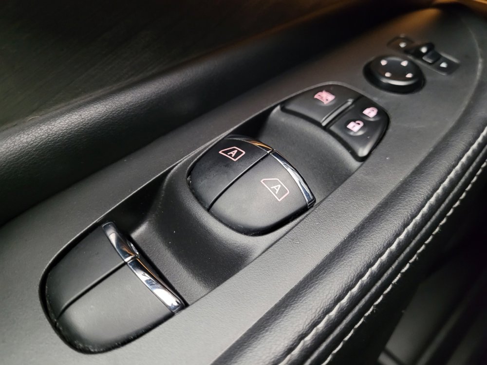 Used 2015 Nissan Murano SL w/ Cargo Package image 27