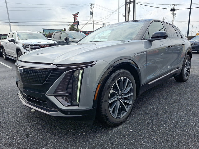 Certified 2024 Cadillac Lyriq Sport w/ LPO, Floor Liner Package AWD/4WD image 3