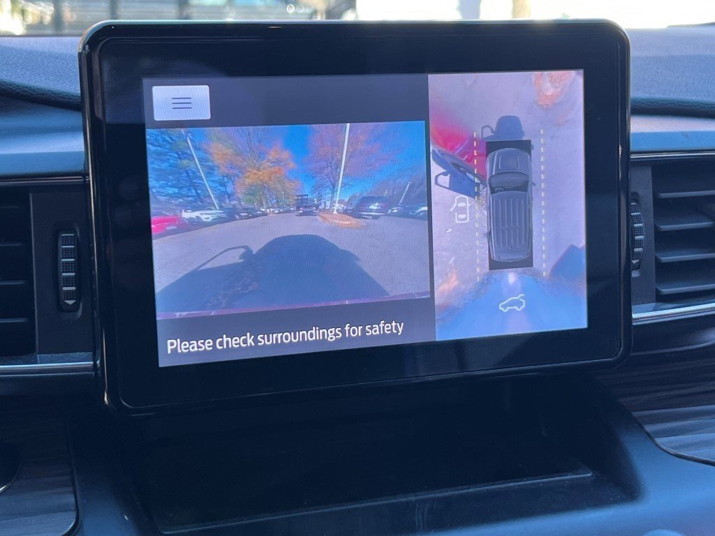 Used 2020 Ford Explorer Limited image 21