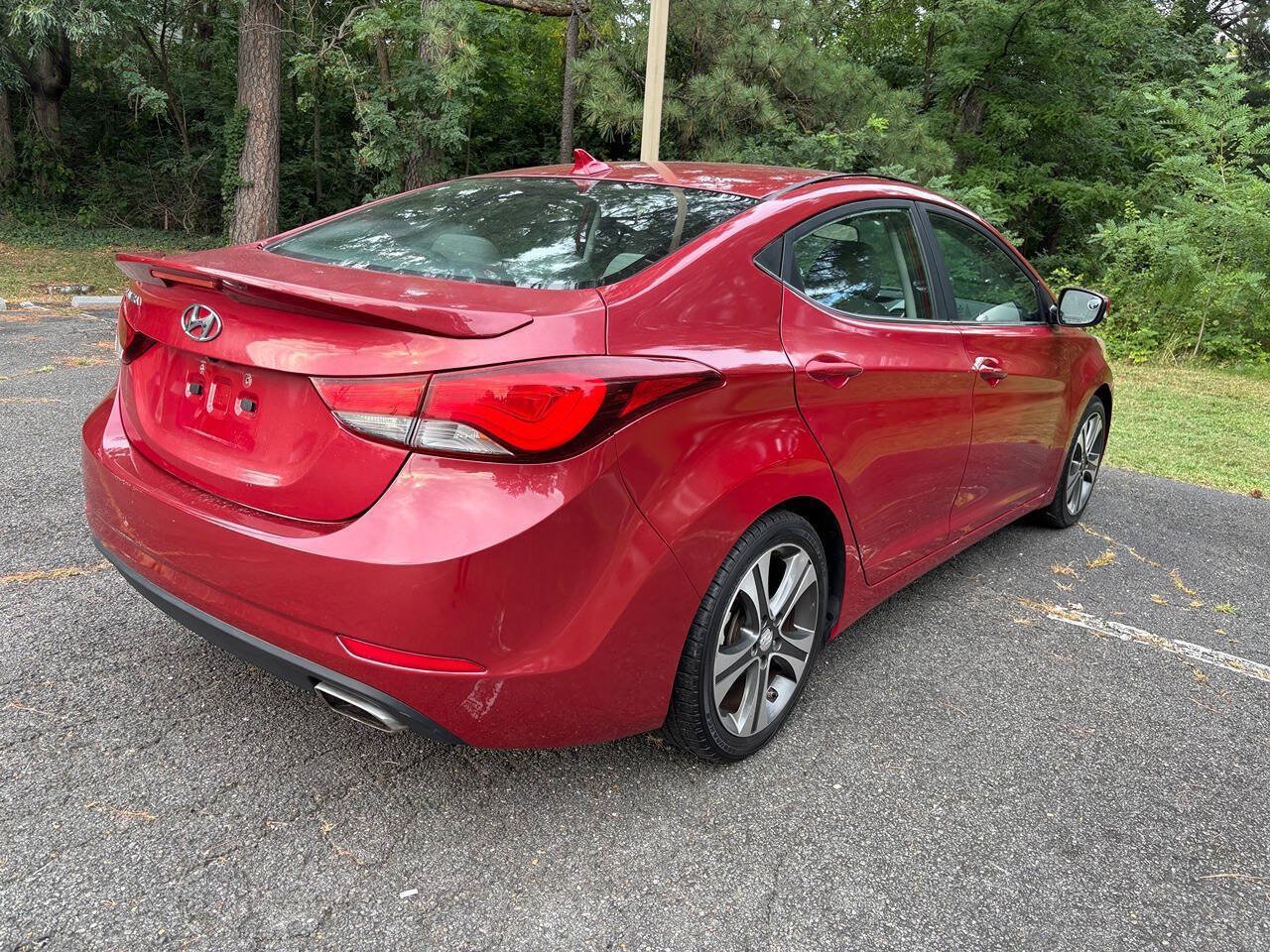 Used 2014 Hyundai Elantra Sport FWD image 5