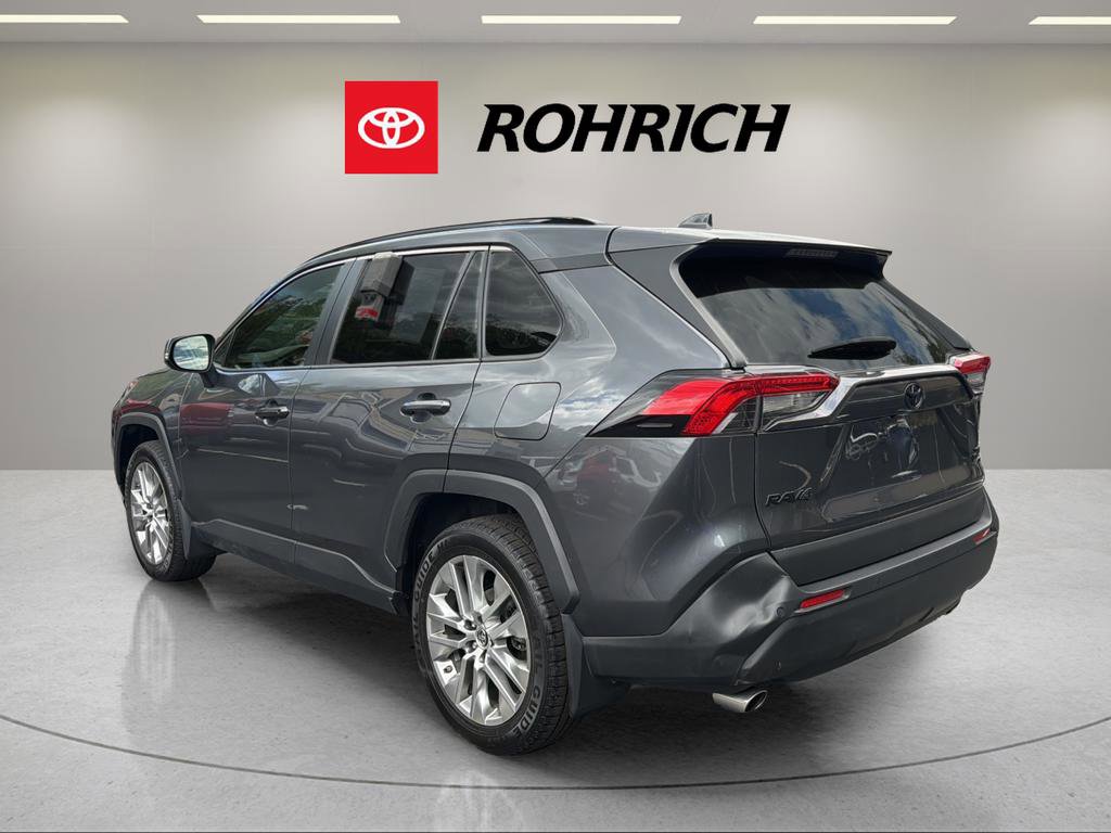 Used 2019 Toyota RAV4 XLE Premium w/ Advanced Technology Package AWD/4WD image 8