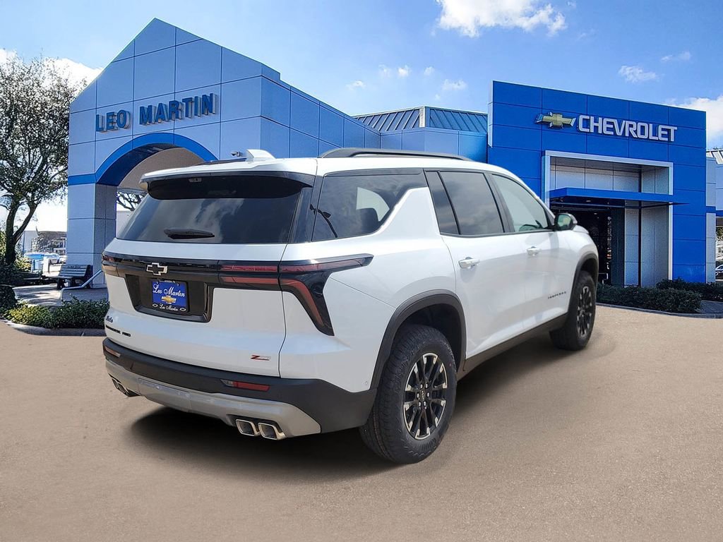New 2026 Chevrolet Traverse Z71 w/ Enhanced Driving Package AWD/4WD image 4