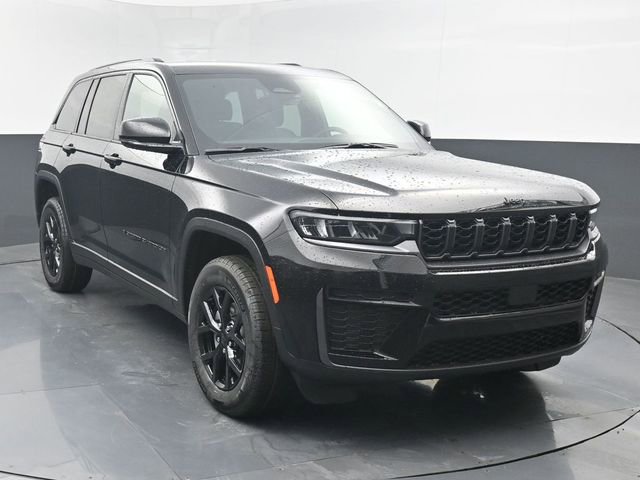 New 2026 Jeep Grand Cherokee Altitude AWD/4WD image 8