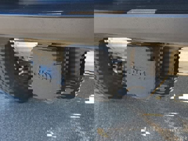 Certified 2022 Jeep Wrangler Unlimited Sahara w/ Cold Weather Group image 9