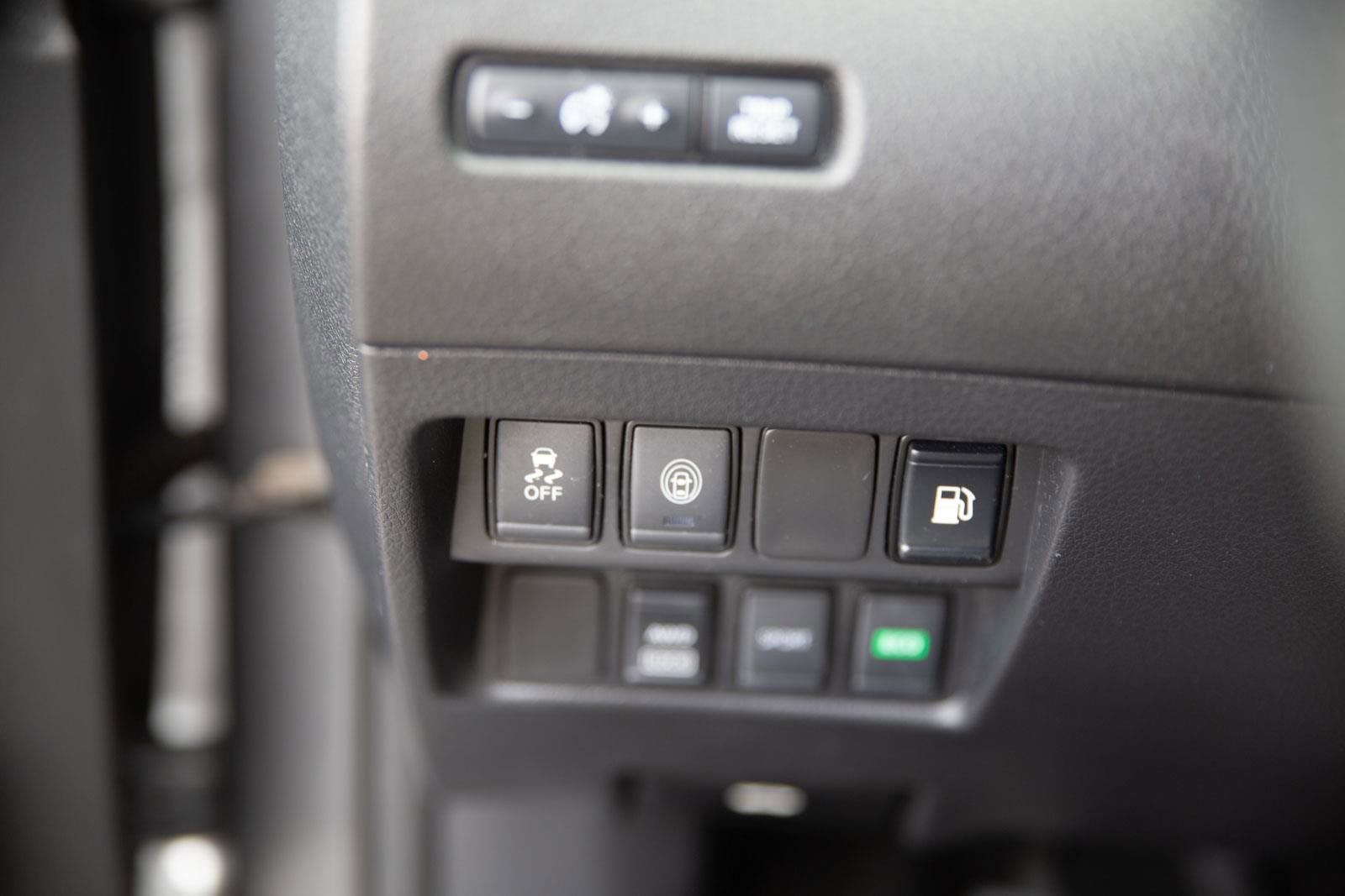 Used 2019 Nissan Rogue S w/ Special Edition Package image 18