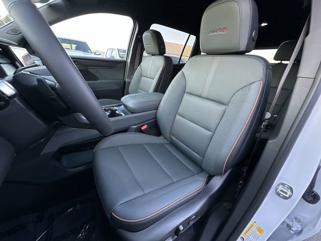 Used 2025 GMC Acadia AT4 w/ LPO, All-Weather Package image 19