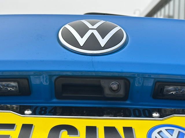 Certified 2024 Volkswagen Taos SE image 16
