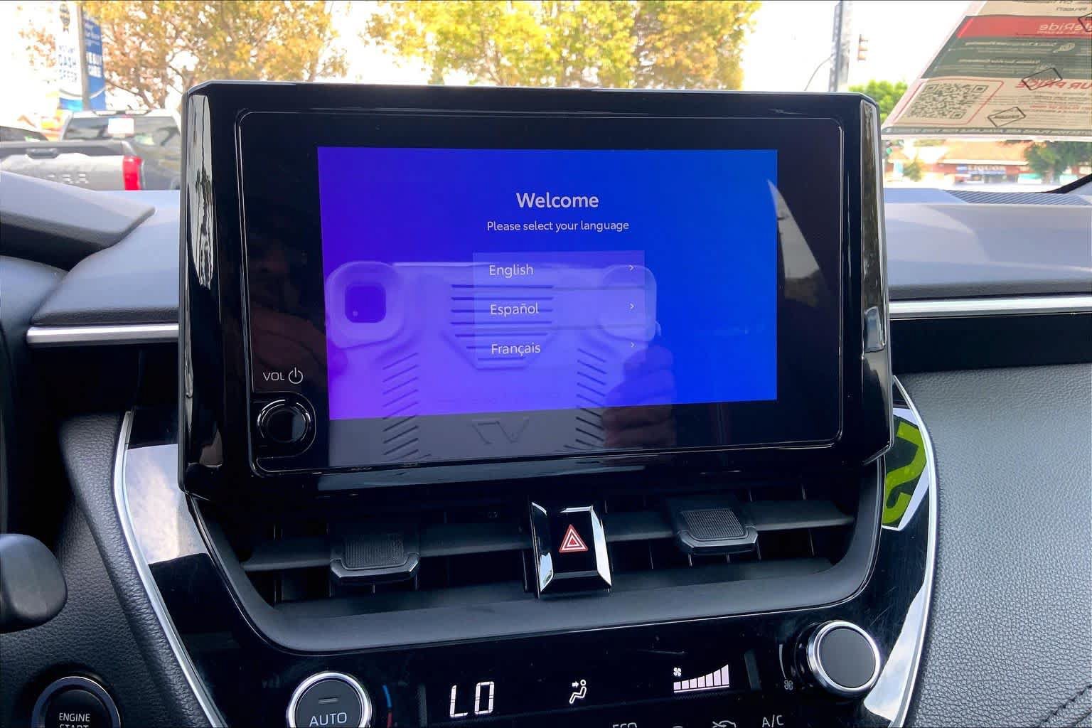 Certified 2023 Toyota Corolla SE w/ SE Premium Package FWD image 34
