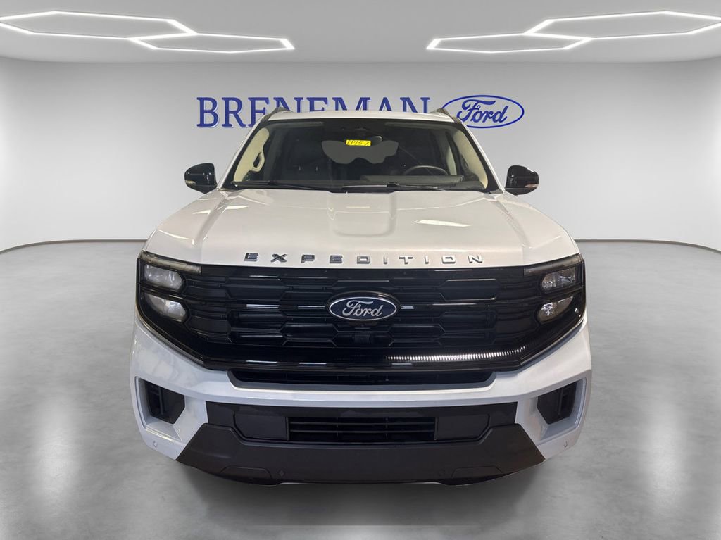 Used 2025 Ford Expedition Max Active image 2