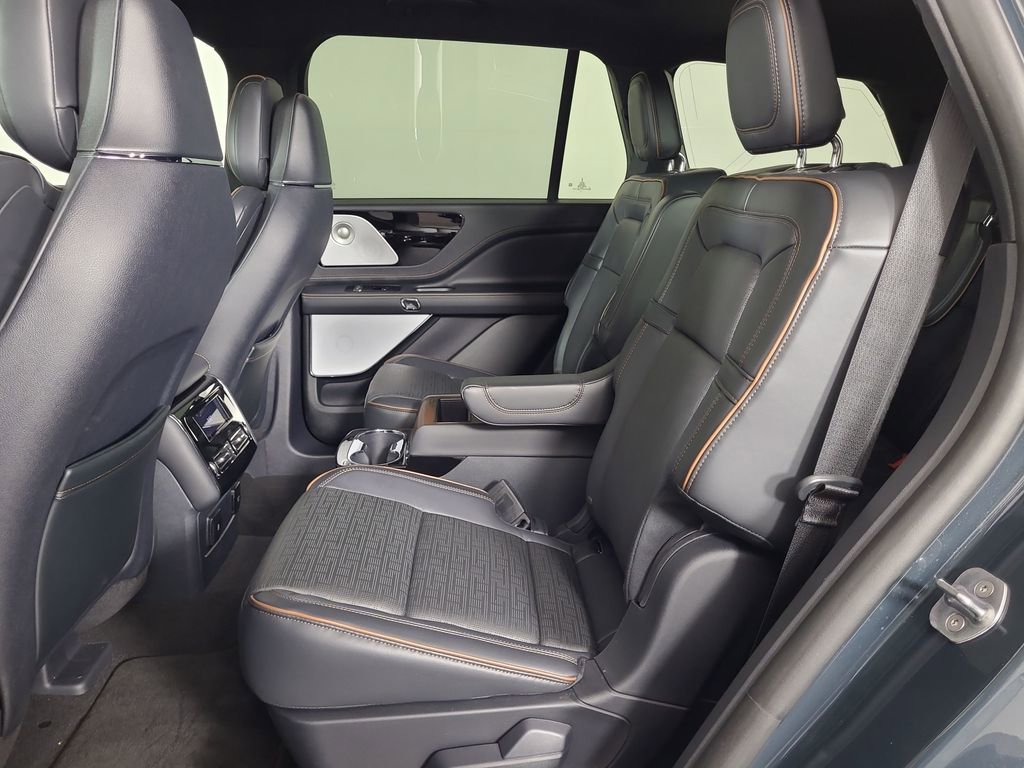 Used 2025 Lincoln Aviator Black Label image 20