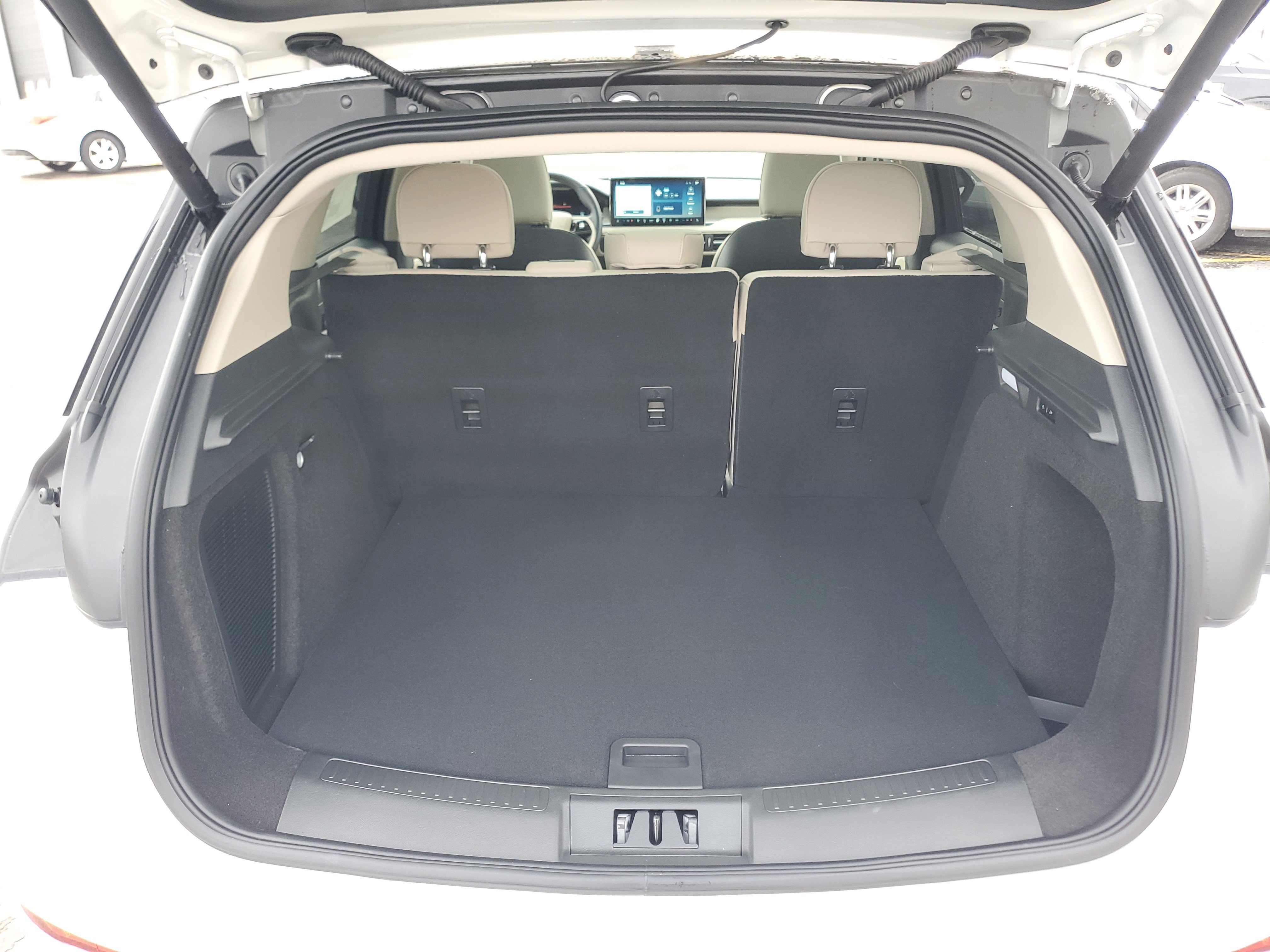 New 2026 Lincoln Corsair Premiere image 29