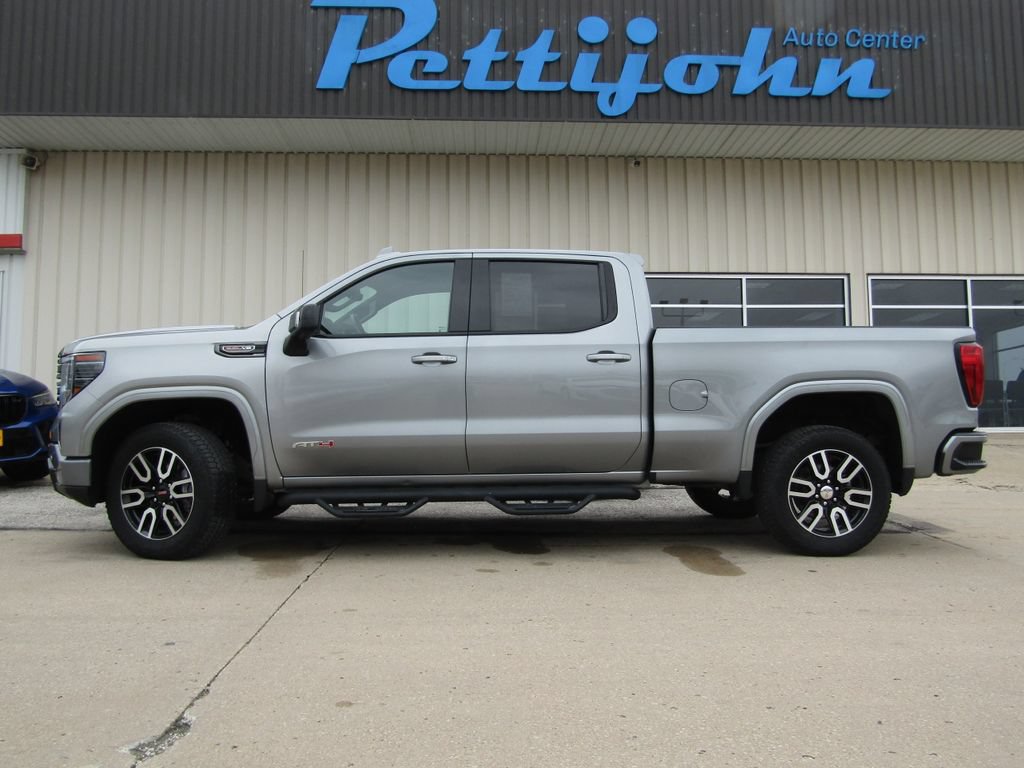 Used 2024 GMC Sierra 1500 AT4 w/ Technology Package AWD/4WD image 11