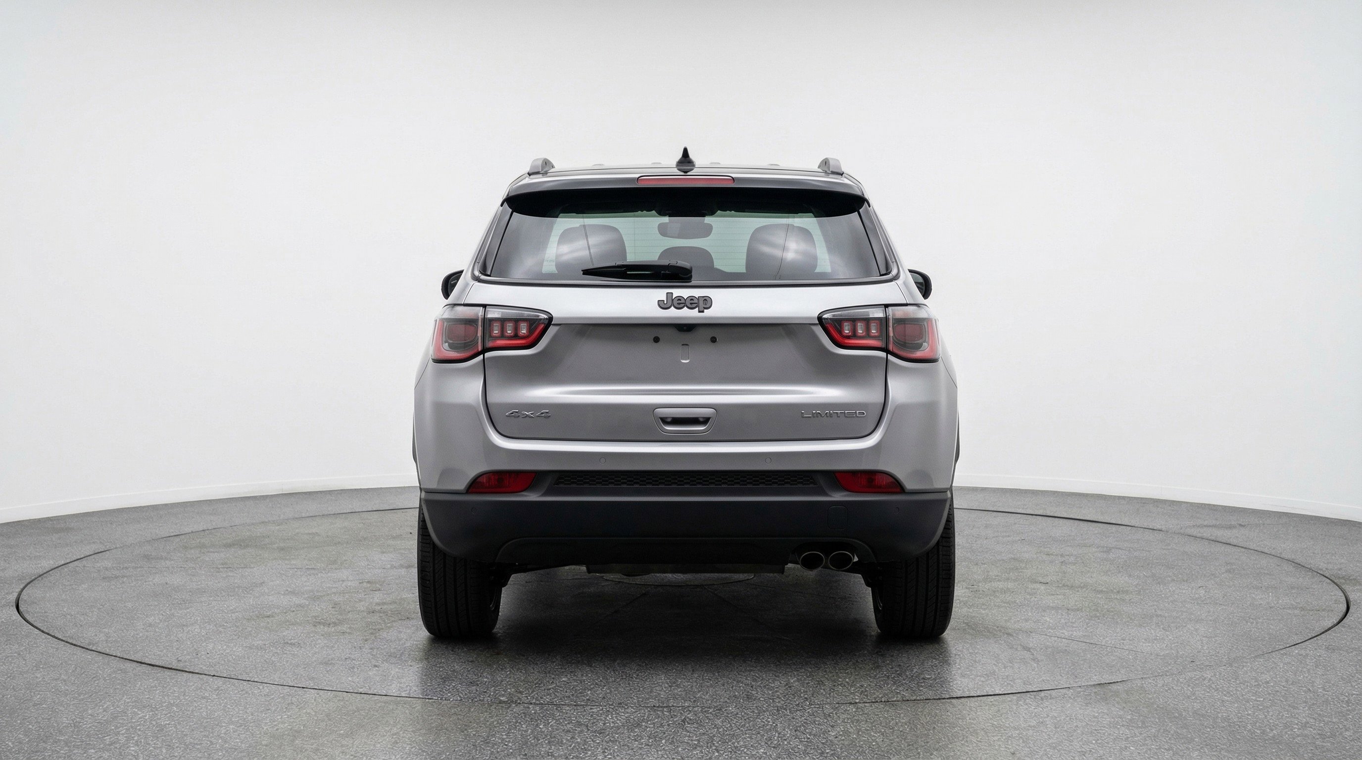 Used 2025 Jeep Compass Limited image 7