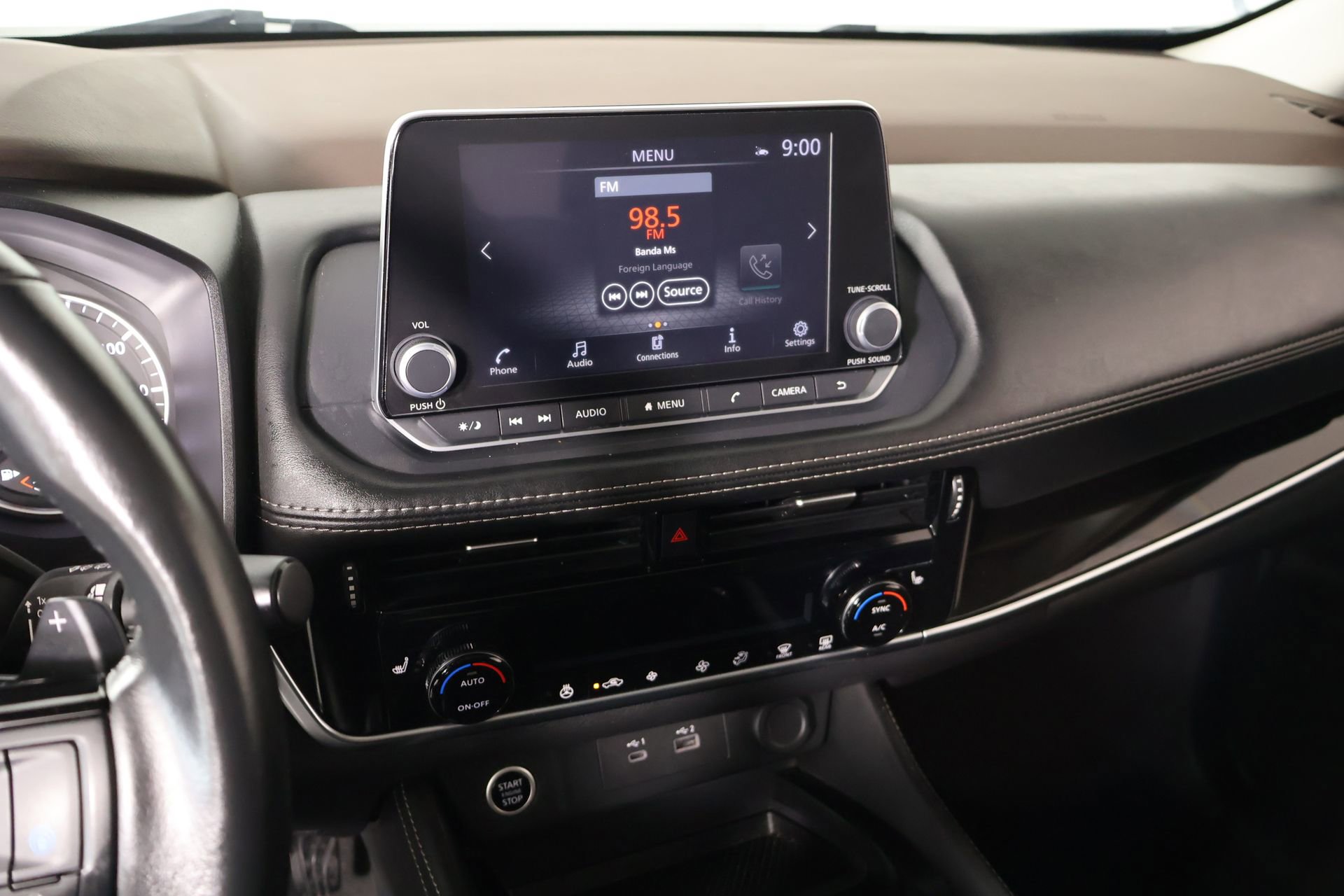 Used 2023 Nissan Rogue SL FWD image 5