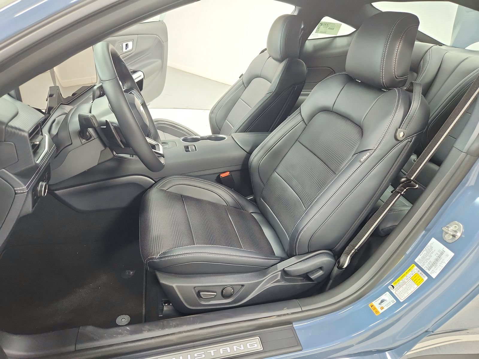 New 2025 Ford Mustang GT Premium w/ 60th Anniversary Package RWD image 19