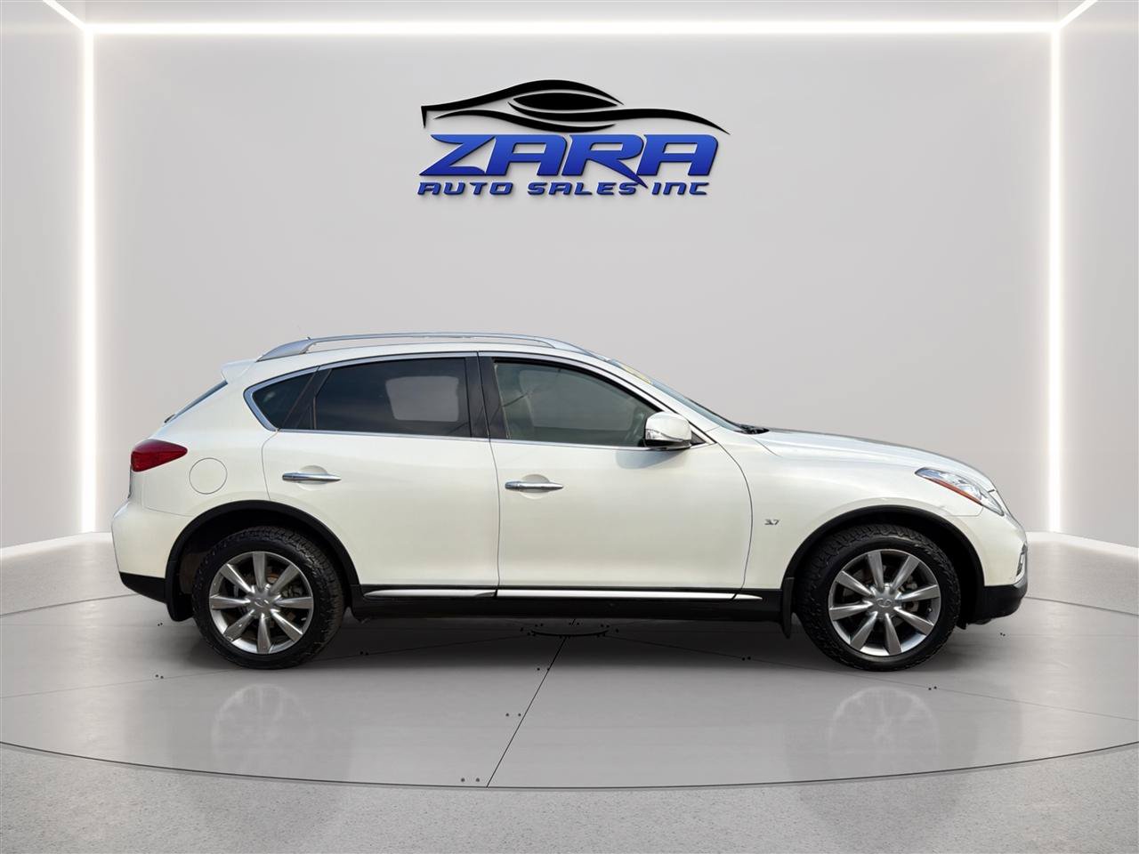 Used 2016 INFINITI QX50 AWD w/ Premium Plus Package image 8