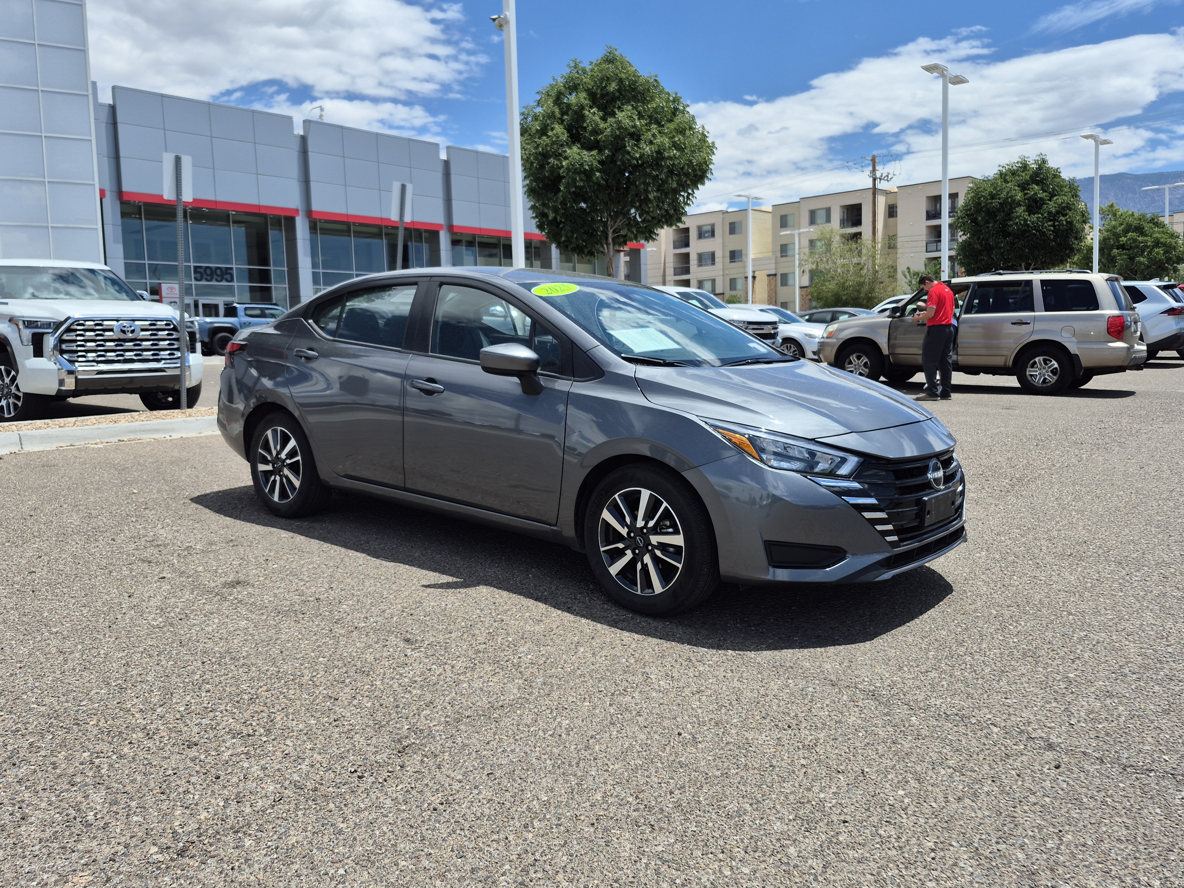 Used 2025 Nissan Versa SV FWD image 7