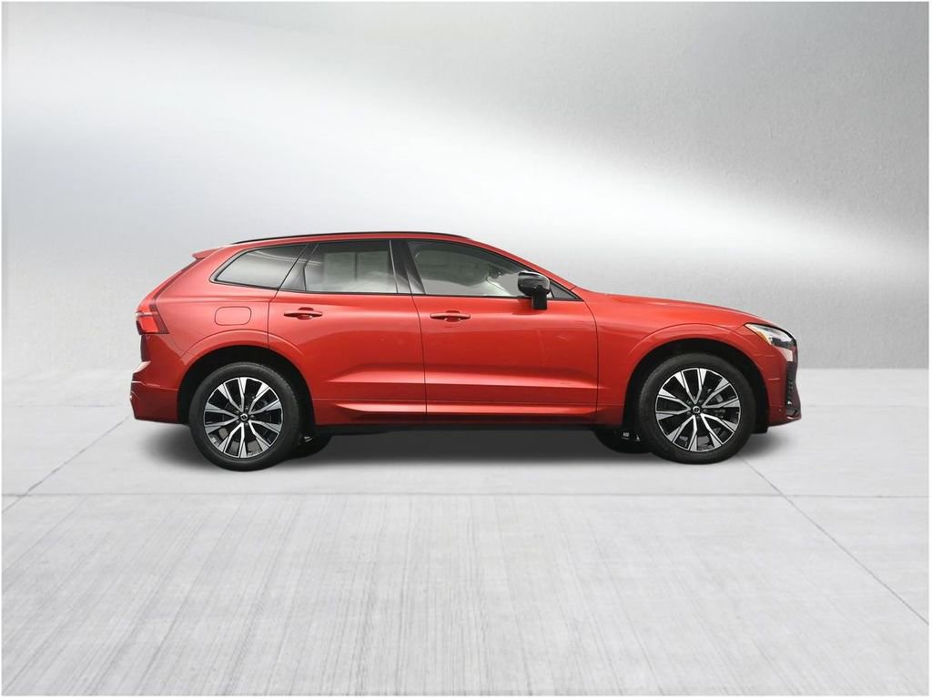 Used 2024 Volvo XC60 B5 Core AWD/4WD image 27