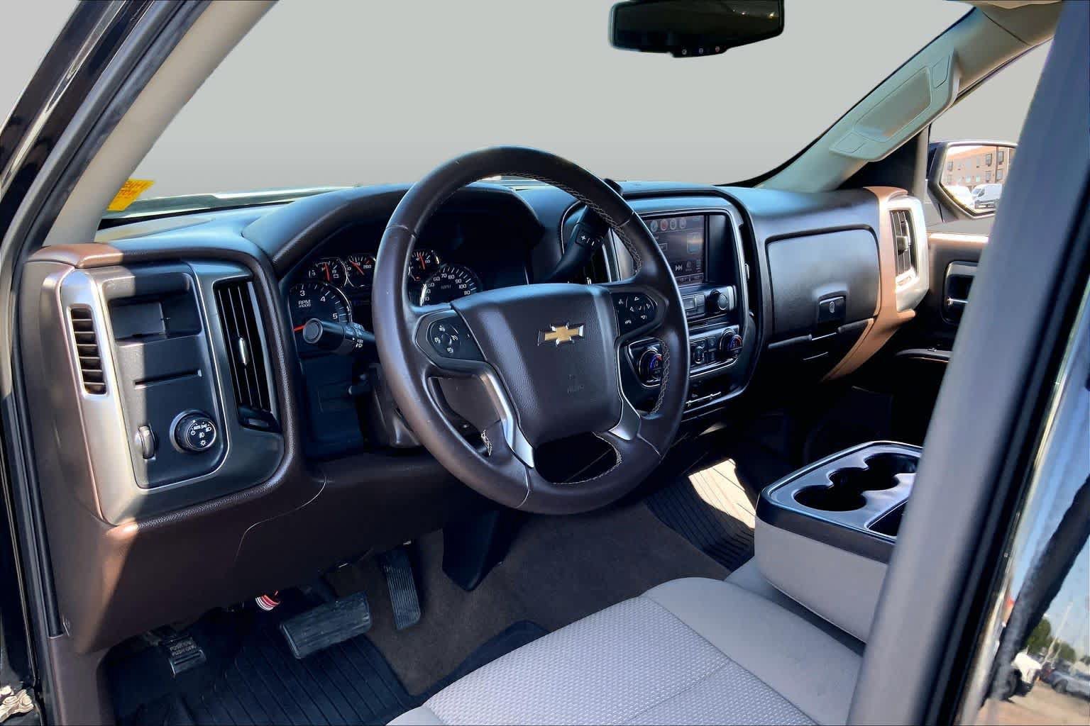 Used 2017 Chevrolet Silverado 1500 LT w/ Texas Edition RWD image 16