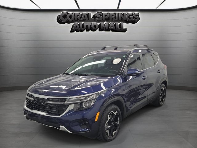 Used 2024 Kia Seltos EX FWD image 3