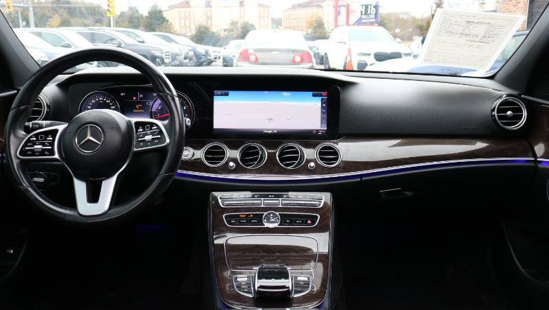 Used 2019 Mercedes-Benz E 300 w/ Premium 1 Package image 21