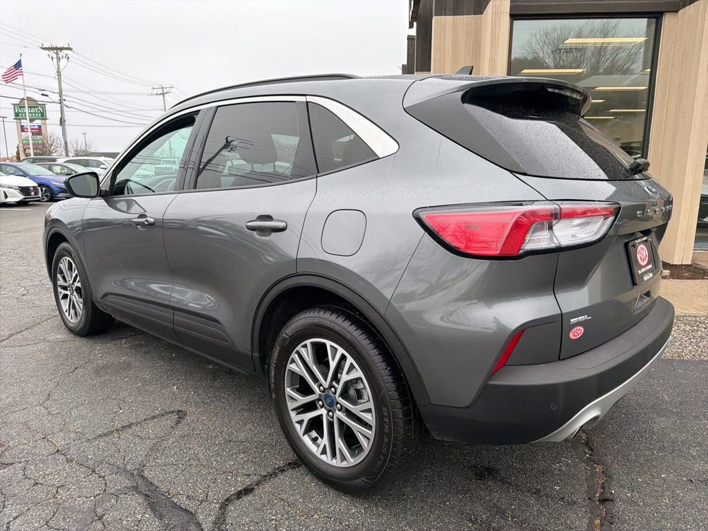 Used 2022 Ford Escape SEL image 7