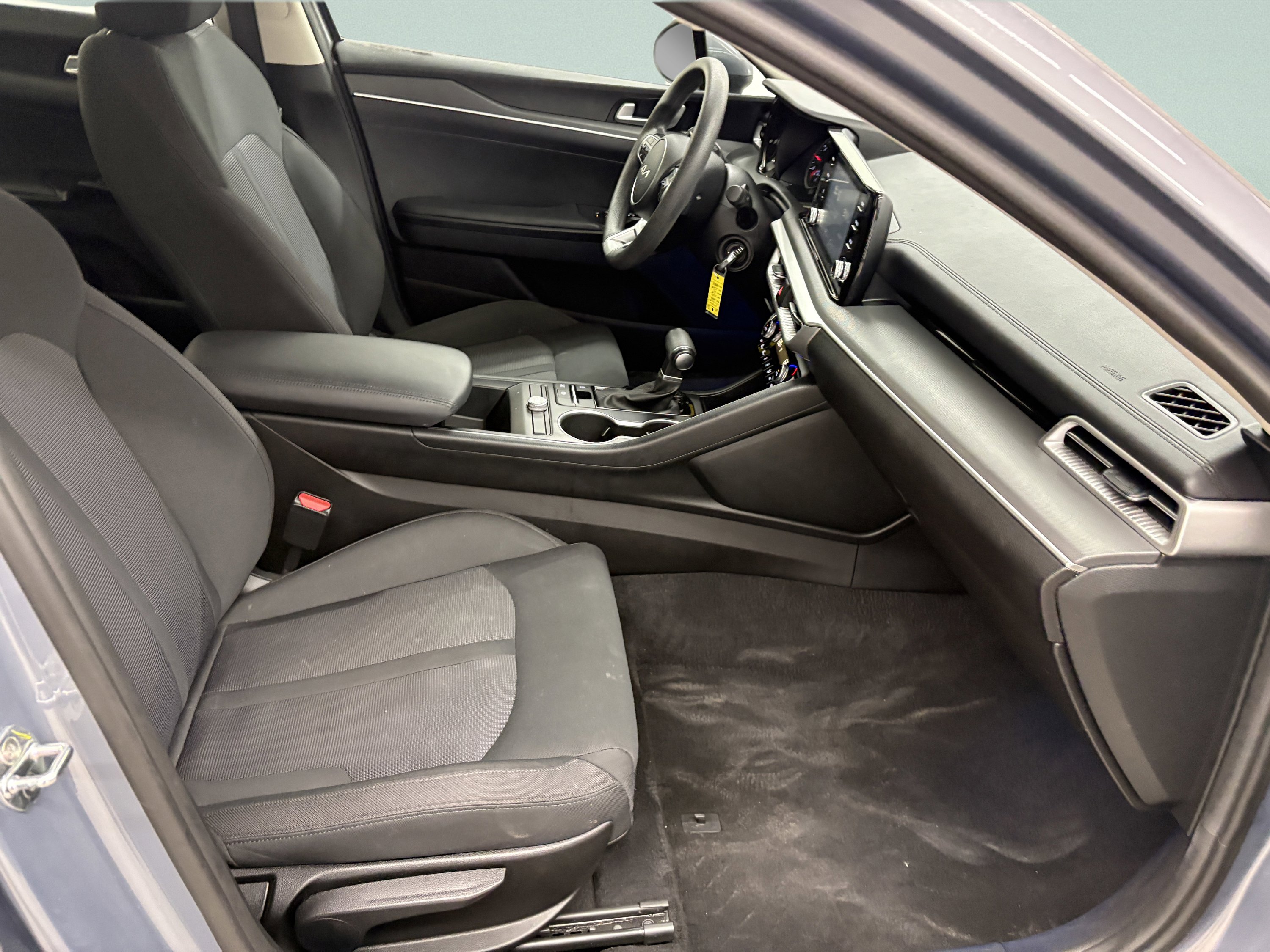 Used 2022 Kia K5 LX FWD image 22