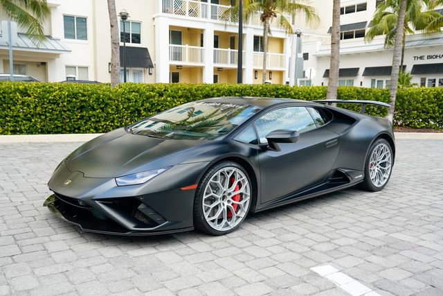 Used 2022 Lamborghini Huracan EVO image 9