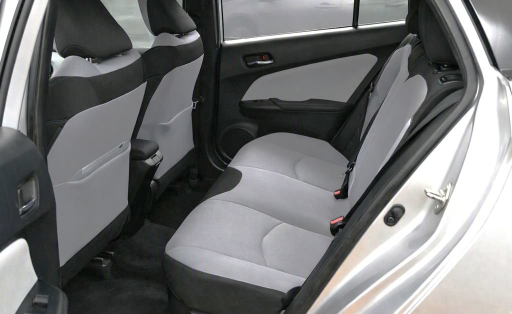 Used 2022 Toyota Prius LE FWD image 27