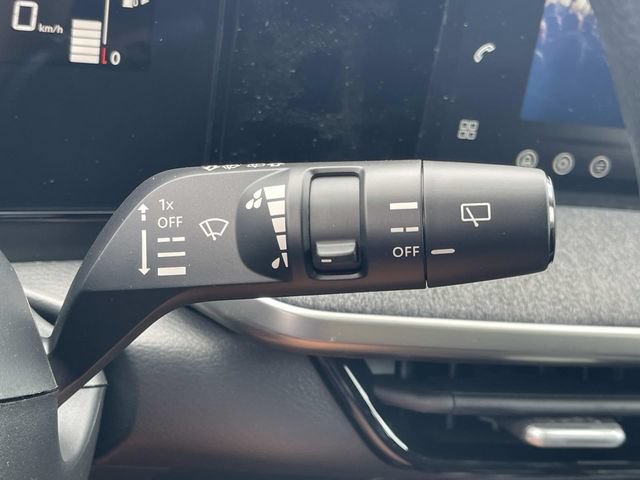 New 2026 Nissan Kicks S FWD image 33