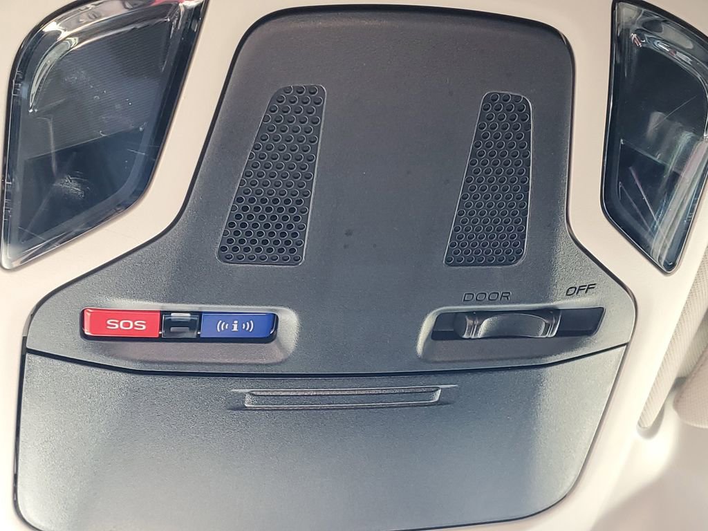 Used 2021 Subaru Outback Premium image 18