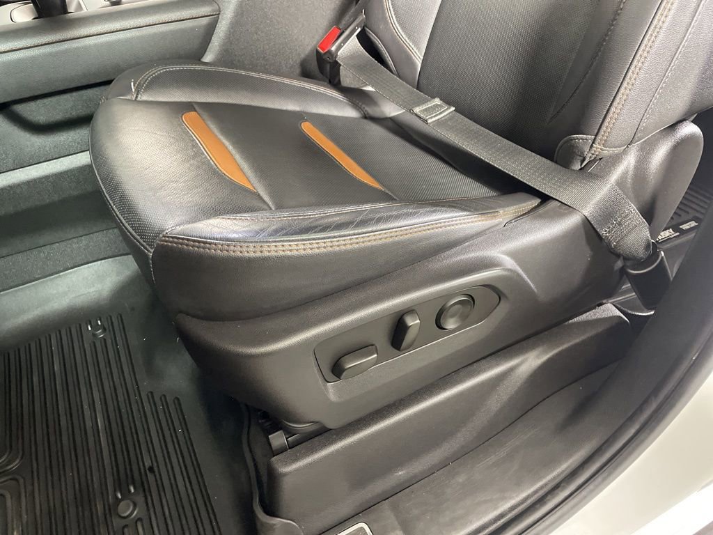 Used 2023 GMC Sierra 1500 AT4 w/ Technology Package image 11