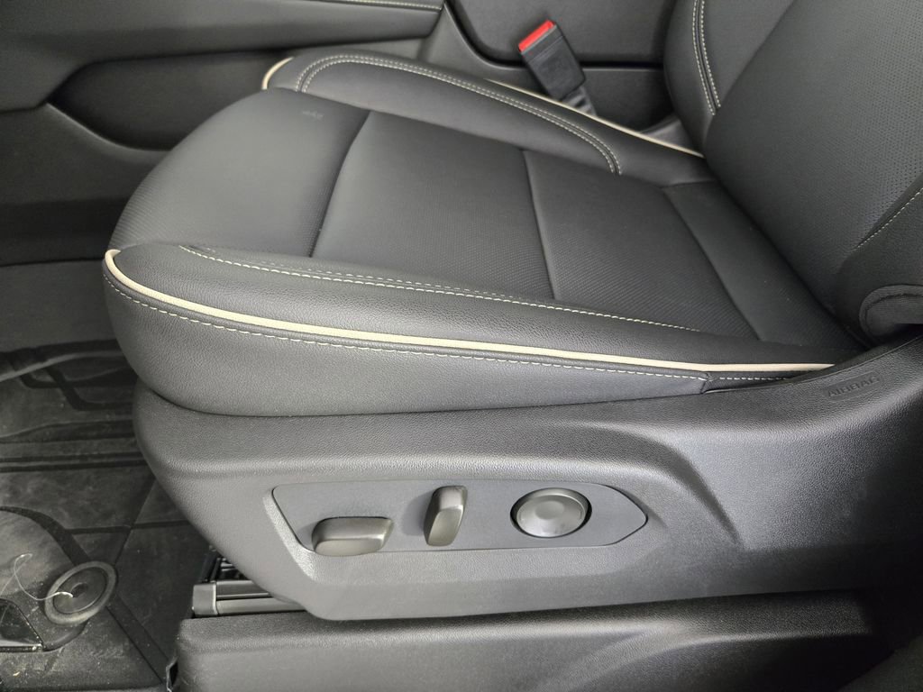 New 2026 Chevrolet Suburban Premier w/ Sun And Tow Package image 27