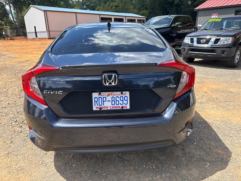Used 2018 Honda Civic EX-T image 7