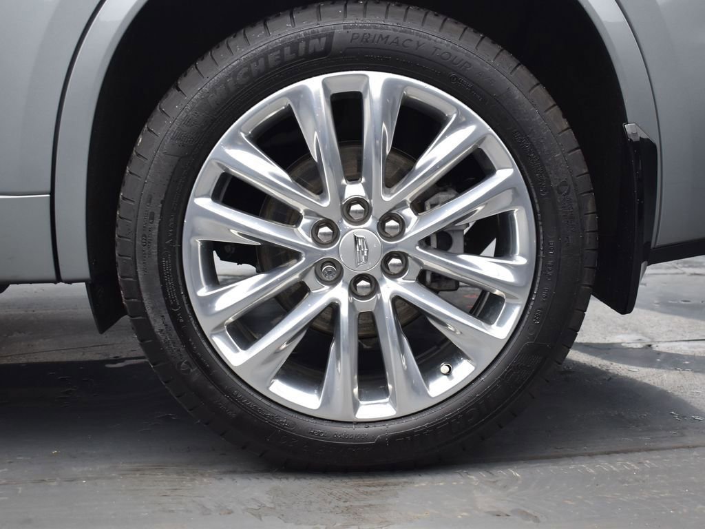 Certified 2024 Cadillac XT6 Premium Luxury w/ LPO, Floor Liner Package image 9