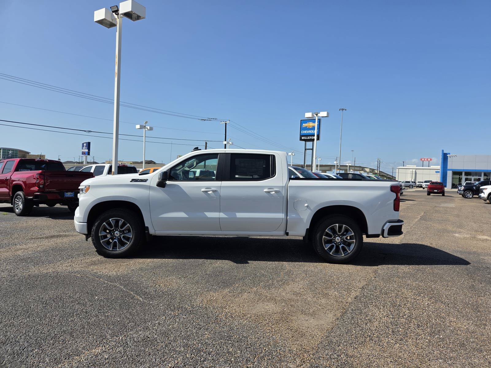 New 2026 Chevrolet Silverado 1500 RST w/ Z71 Off-Road Package AWD/4WD image 2