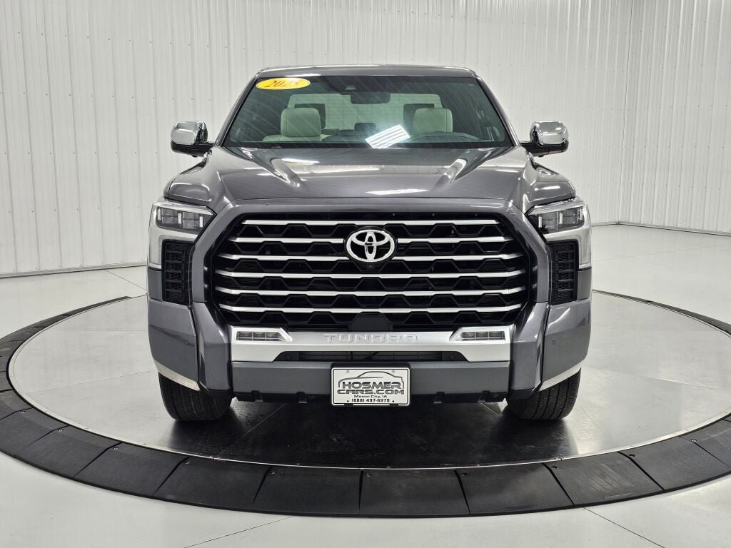 Used 2025 Toyota Tundra Capstone AWD/4WD image 8