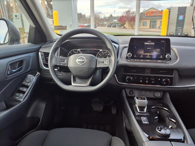 Certified 2025 Nissan Rogue S image 8